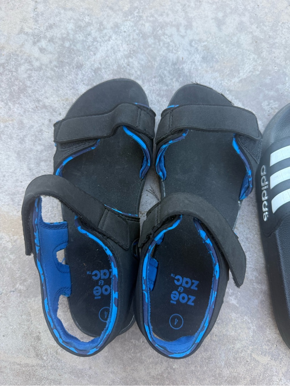 Bundle of 2 Boys Youth Shoes adidas Kids Black Slide & Boys Sport Sandals size 4 - Picture 3 of 9